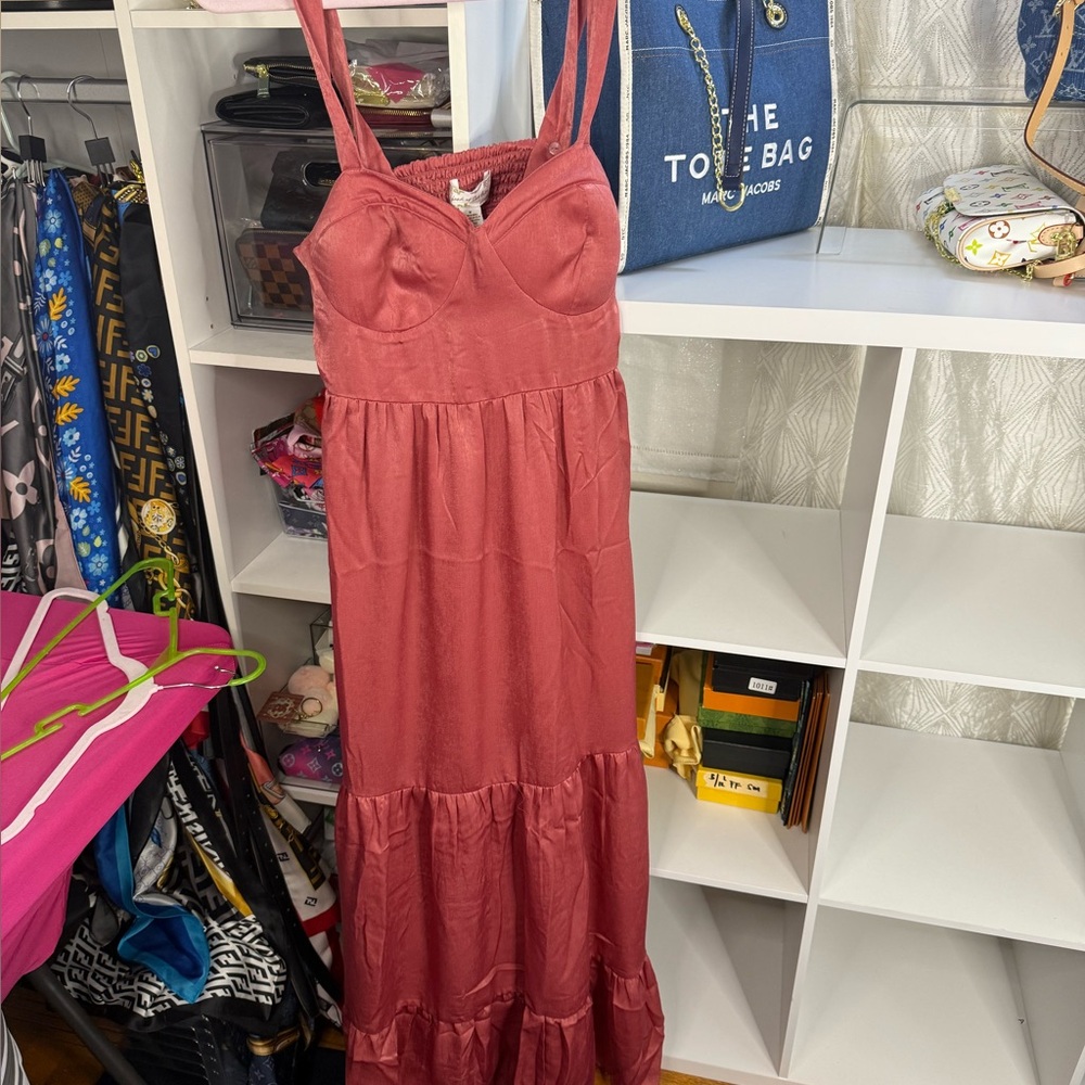 Elegant Pink Maxi Dress